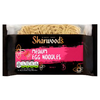 Sharwood Medium Egg Noodles  - 226G